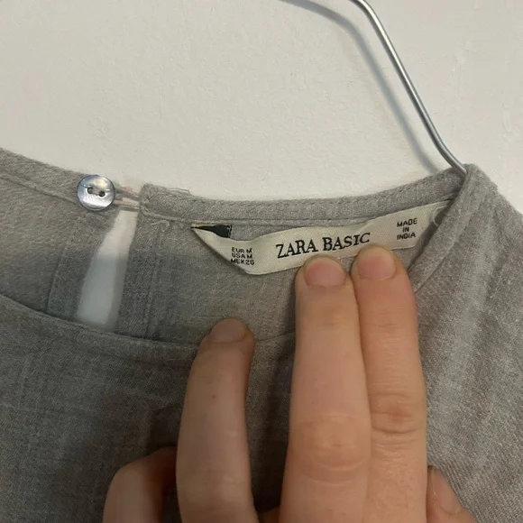 Zara Basic Gray Top - Picture 2 of 5